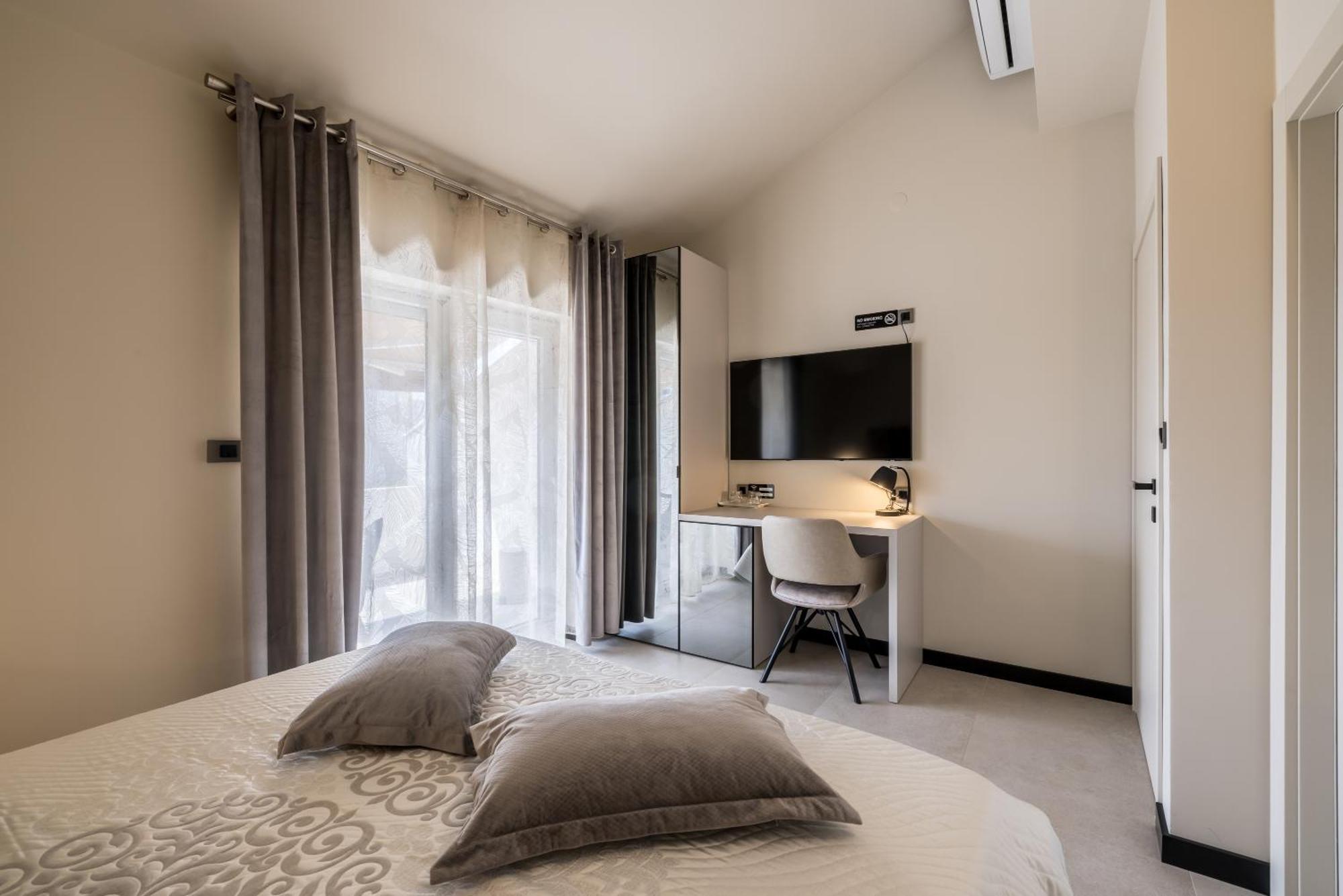 Bed & Breakfast Guesthouse Rooms Split 3*